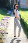 Nazyra Loretta farmer, szürke