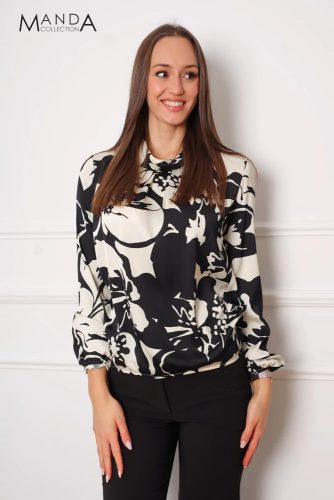Manda szatén kámzsa nyakú felső, ekrü mintás